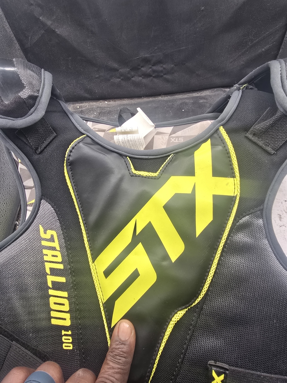 Stallion 100 Men’s Black & Neon Yellow Lacrosse Guard Vest